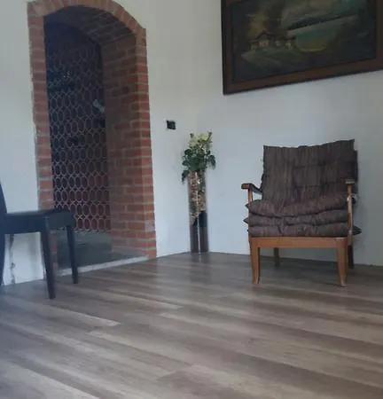 Bed & Breakfast Sottovoce Ronago