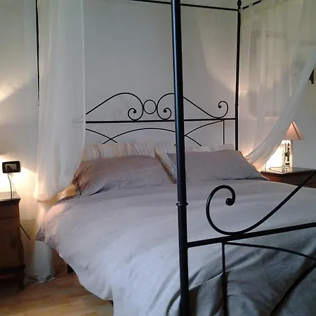 Sottovoce Bed & Breakfast *